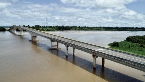 Com previsão de receber mil veículos por dia, ponte sobre o rio Madeira conecta o Acre à malha rodoviária federal